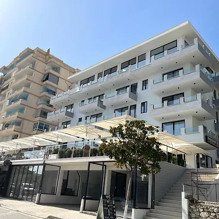 Diamond Star 2 Sarandë