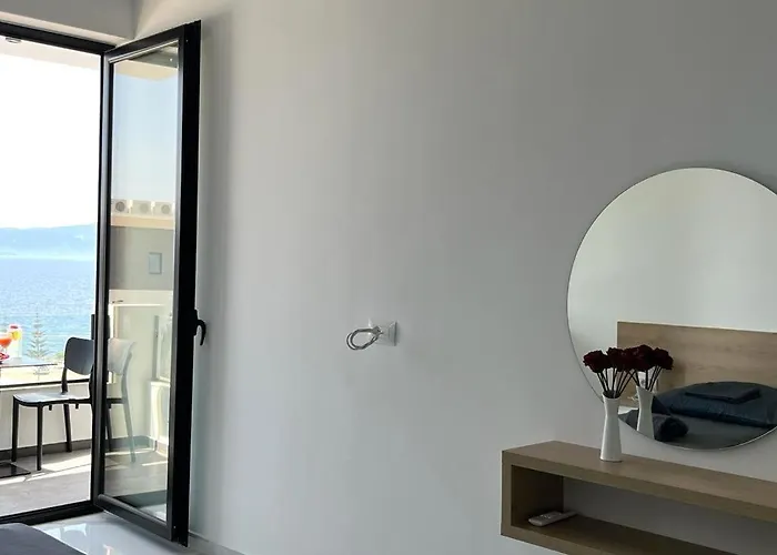 Diamond Star 2 Apartment *