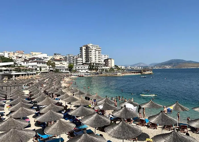 Diamond Star 2 Apartment *