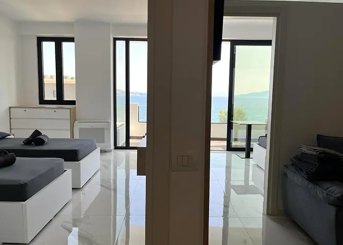 Diamond Star 2 Apartment Sarande
