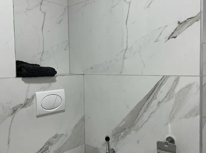 Diamond Star 2 Sarande